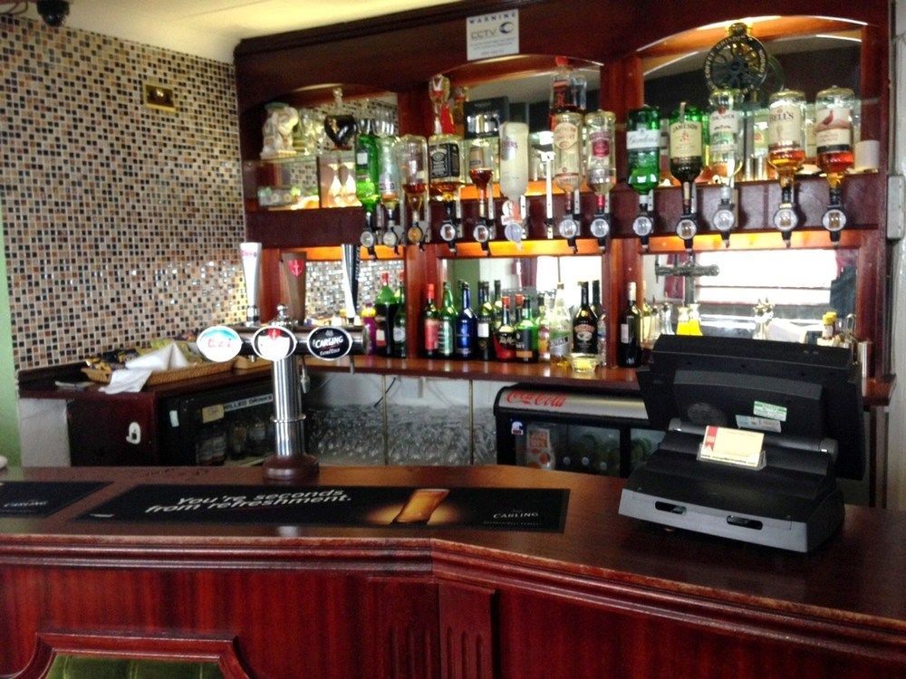 Tregenna Hotel Merthyr Tydfil Bagian luar foto