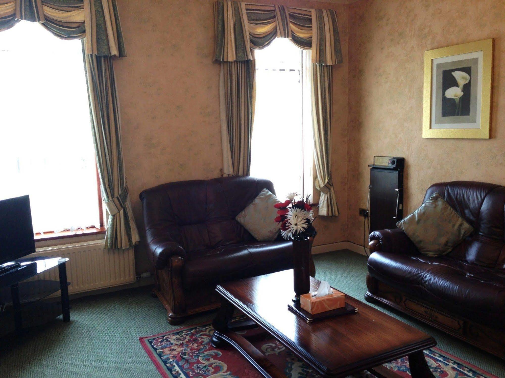 Tregenna Hotel Merthyr Tydfil Bagian luar foto